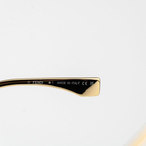 Fendi SHADOW Women Sunglasses Oval Black Smoke Grey FE40120I 01A BRAND NEW main image 4